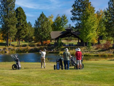 Group golfing in Sunriver