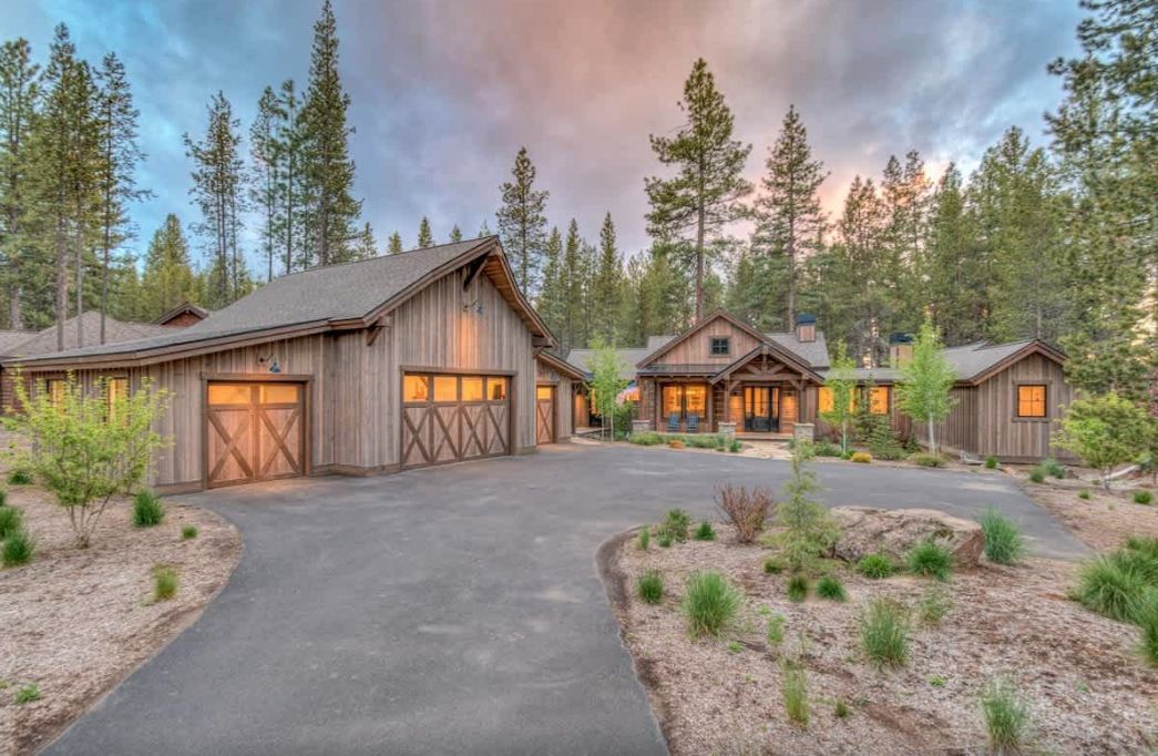 exterior of Sunriver vacation rental